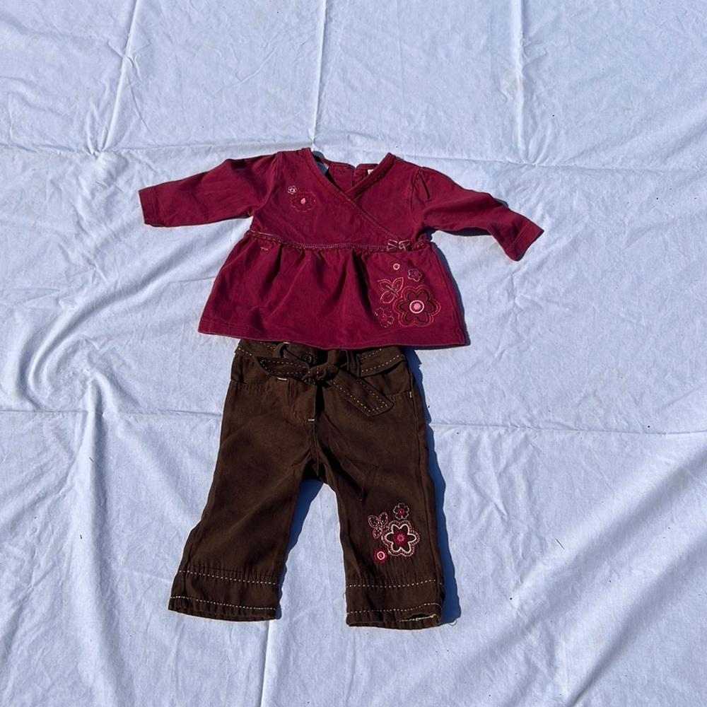 Koala Kids embroidered Fall outfit. Size 6-9 mos.